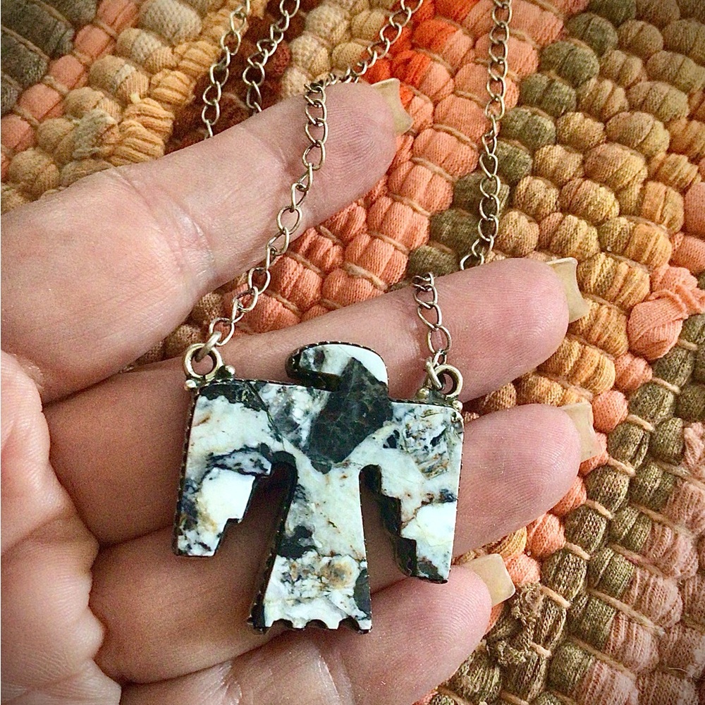 Sterling Silver White Buffalo pendant necklace!
